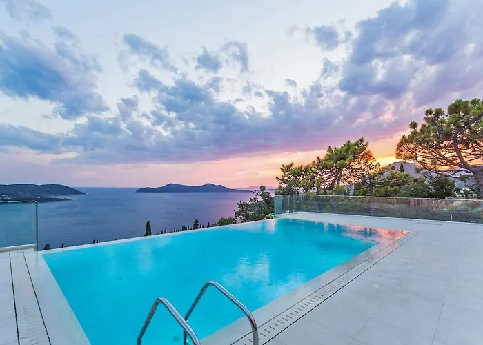 Villa Touran Orašac